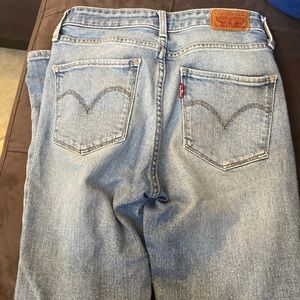 Levi 721 High Rise Skinny Jeans